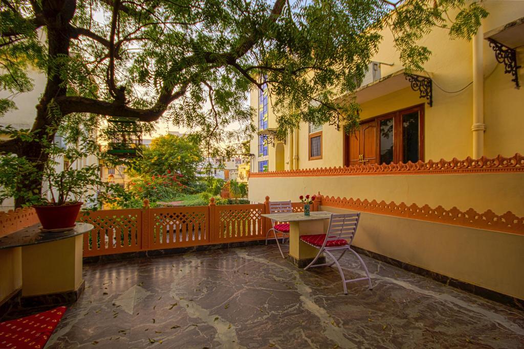 Rawla Rawatsar Hotel