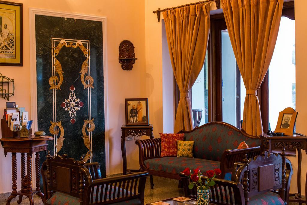 Rawla Rawatsar Hotel